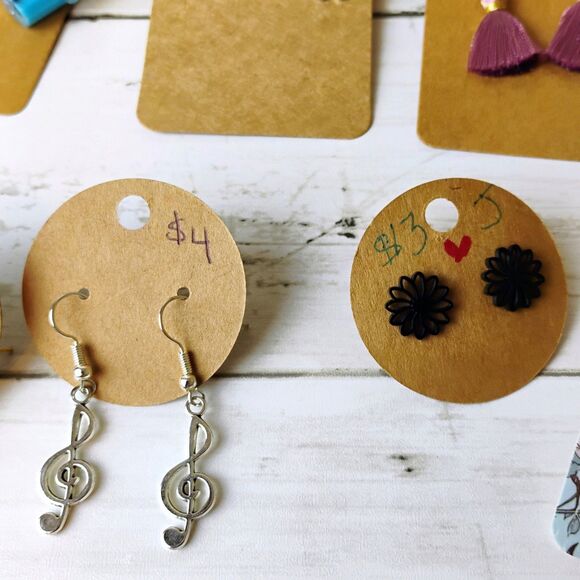 14 NEW Earring Reseller Lot/Bundle Novelty Funky Pac-Man, Tassels, Drink, Turtle - Picture 3 of 8